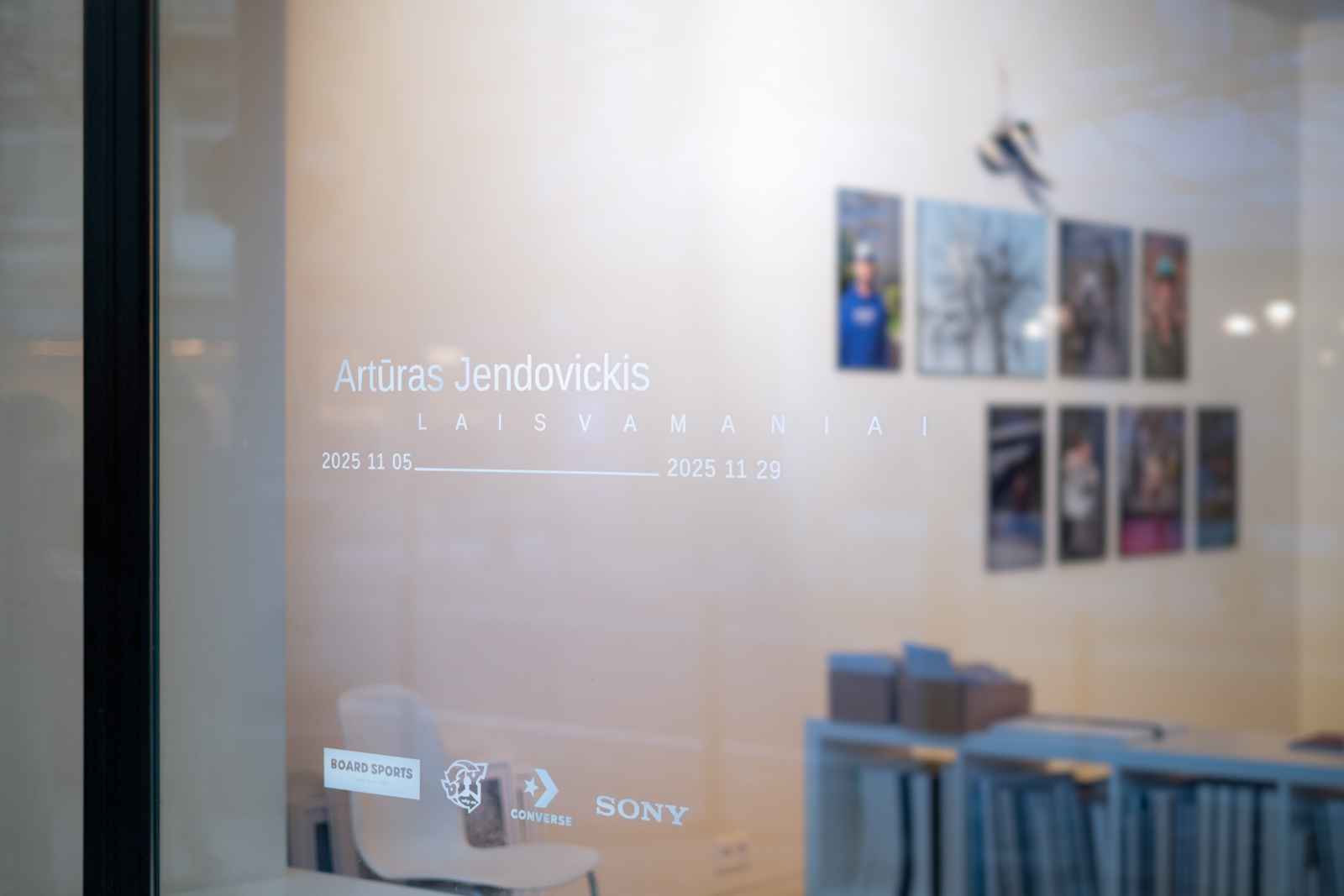 Artūras Jendovickis. Personalinė fotografijų paroda ,,Laisvamaniai" Prospekto galerijoje Vilniuje