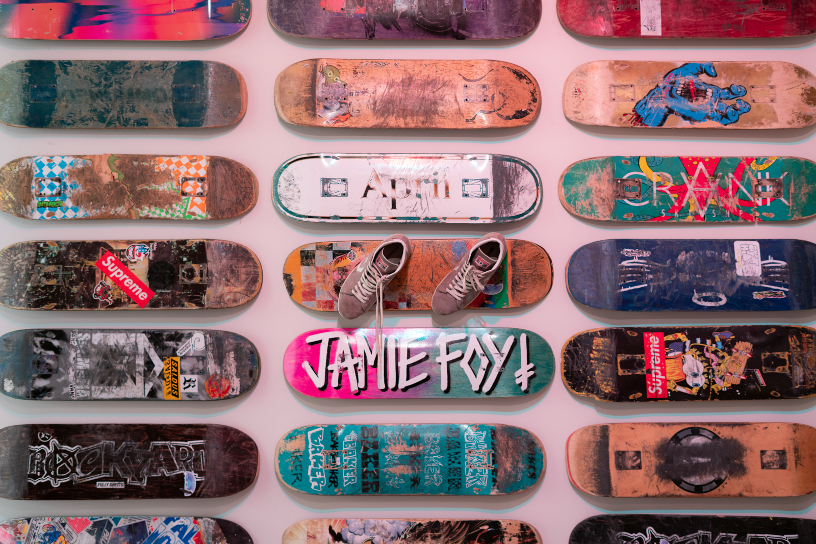 Artūras Jendovickis. Personalinė fotografijų paroda ,,Laisvamaniai" Prospekto galerijoje Vilniuje