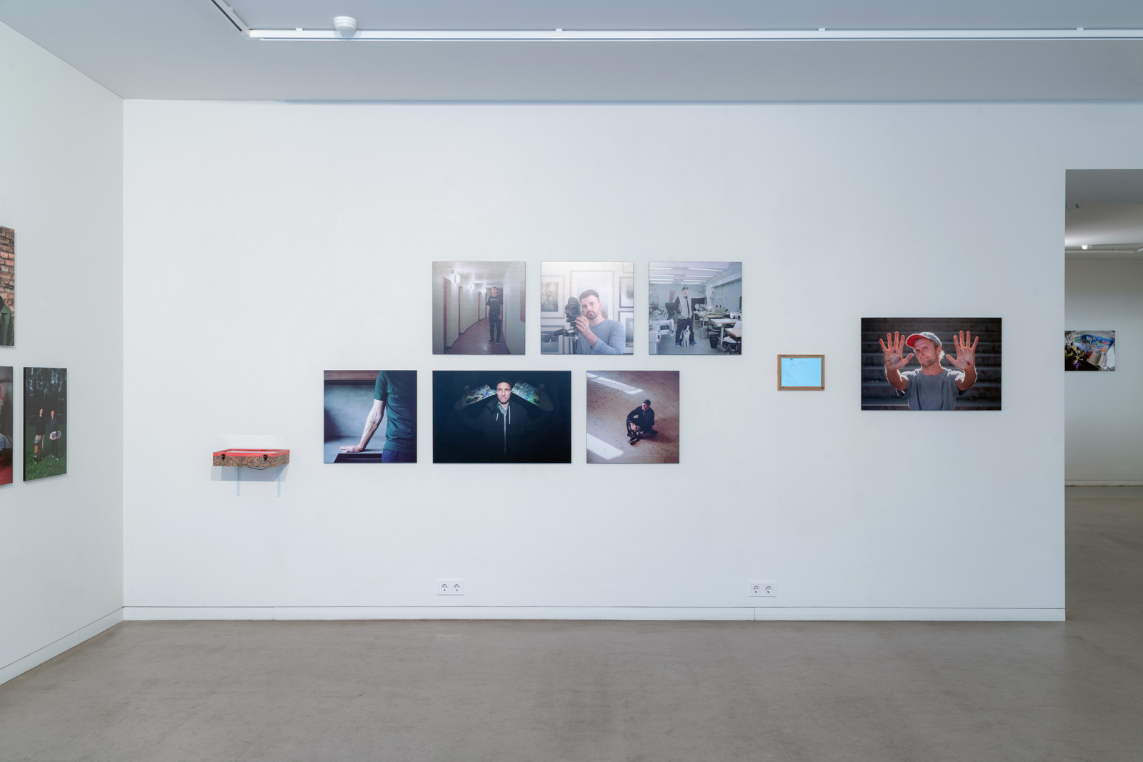 Artūras Jendovickis. Personalinė fotografijų paroda ,,Laisvamaniai" Prospekto galerijoje Vilniuje